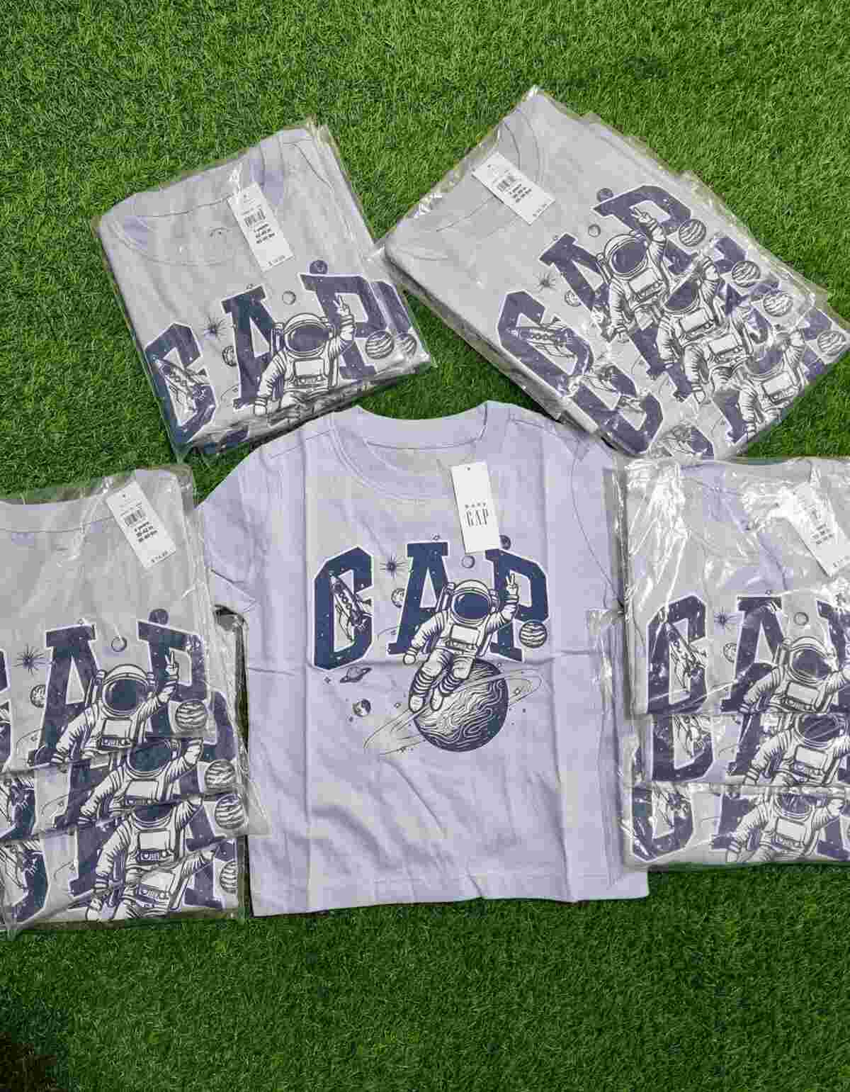 Astronaut Print Logo T-Shirt Gap