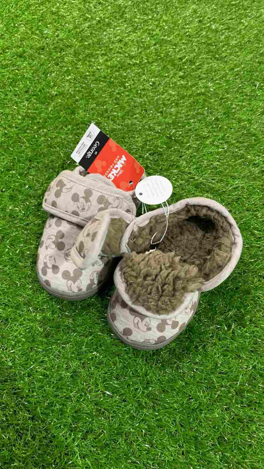 Disney Mickey Mouse Light Grey Fullback Slippers Uk10 / Euro 28